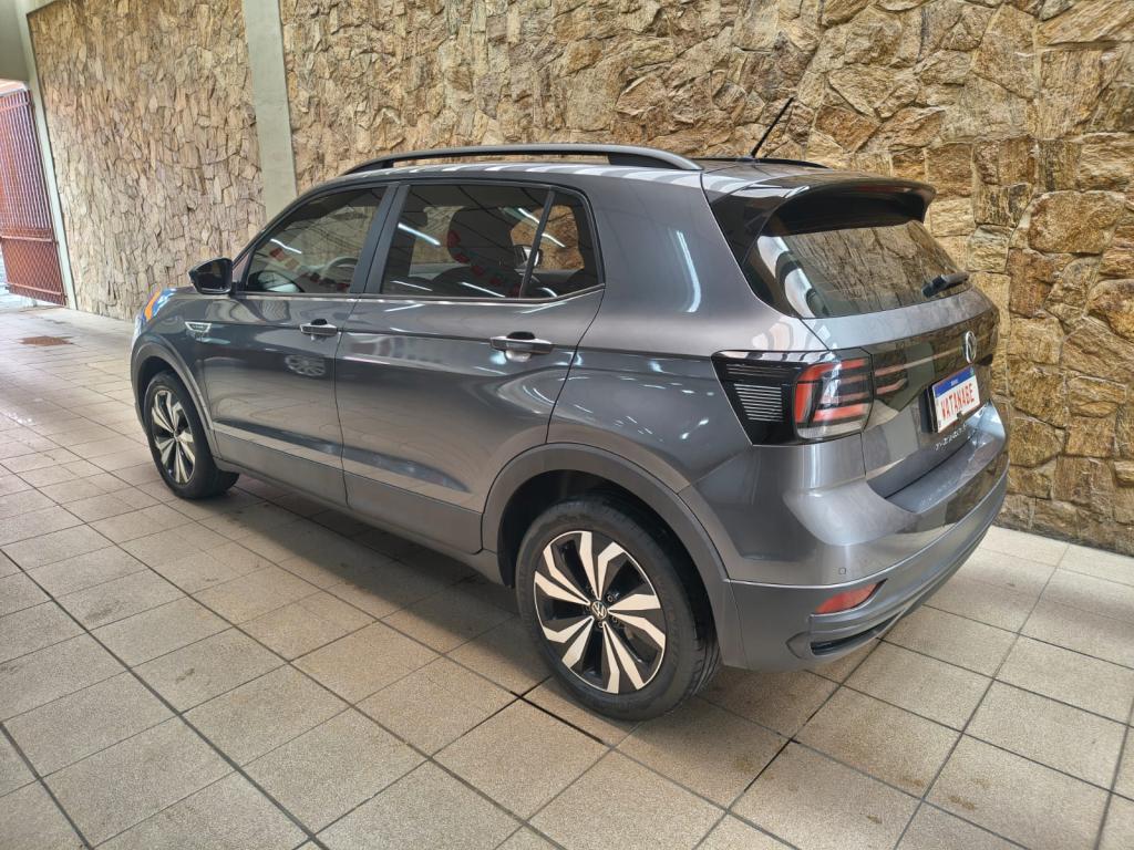 VOLKSWAGEN T-Cross - Foto