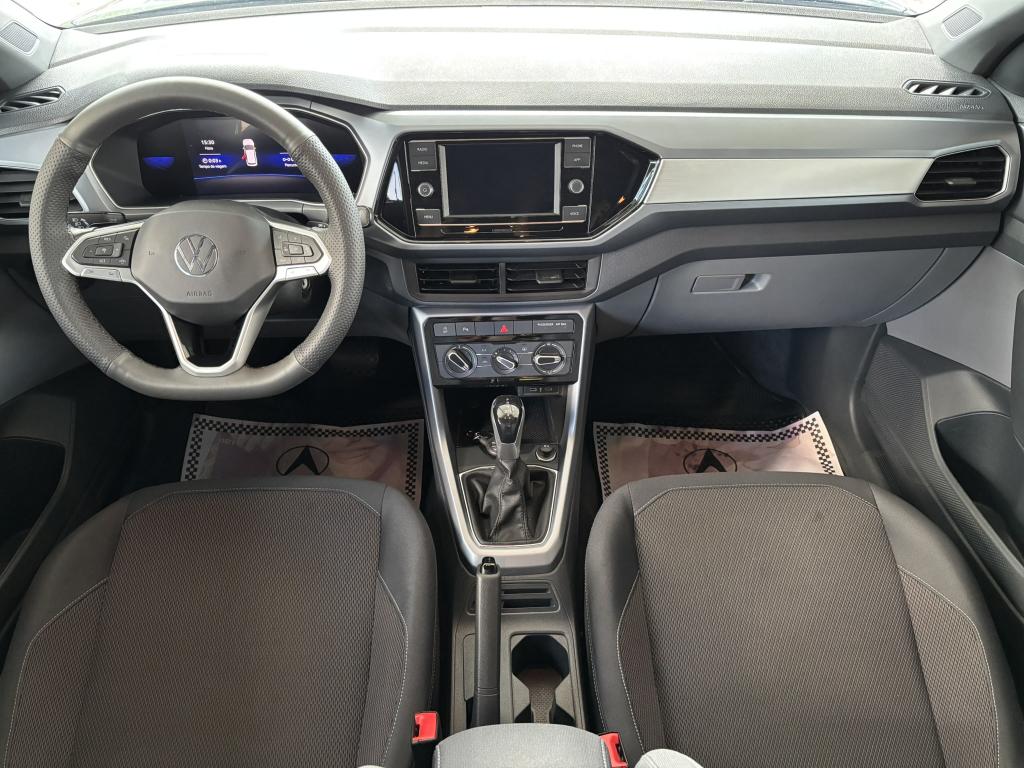 VOLKSWAGEN T-Cross - Foto