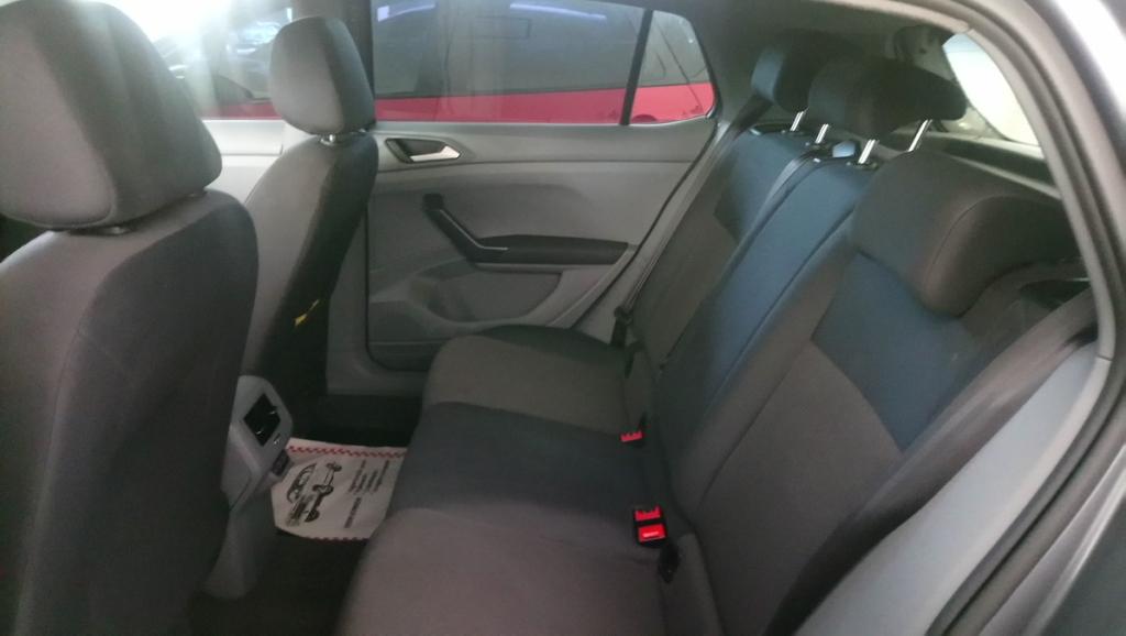 VOLKSWAGEN T-Cross - Foto