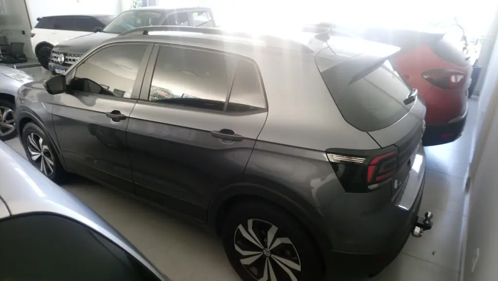 VOLKSWAGEN T-Cross - Foto