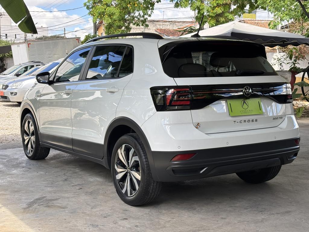 VOLKSWAGEN T-Cross - Foto