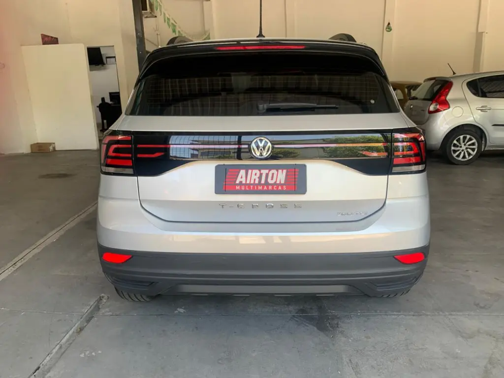 VOLKSWAGEN T-Cross - Foto