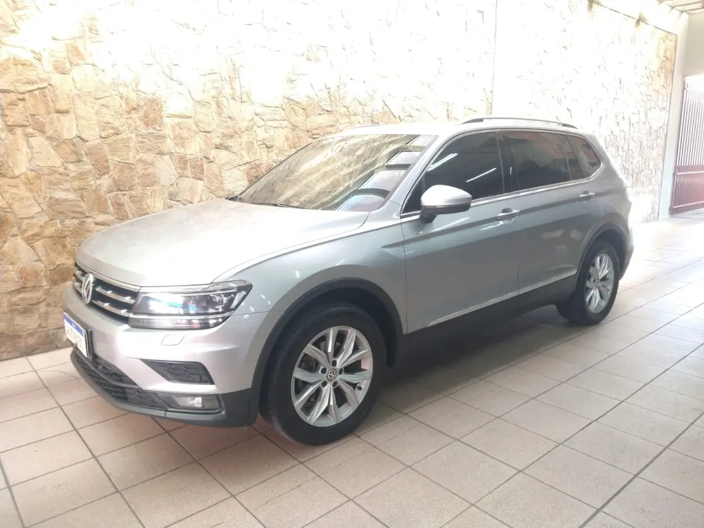 VOLKSWAGEN Tiguan - Foto