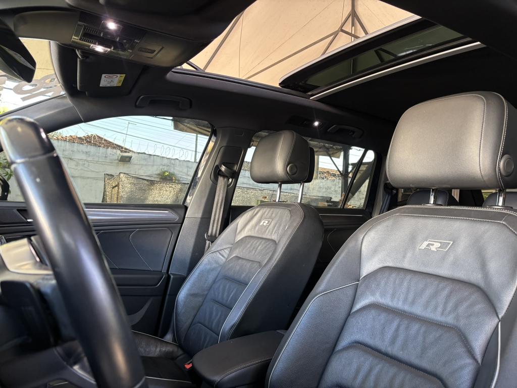 VOLKSWAGEN Tiguan - Foto