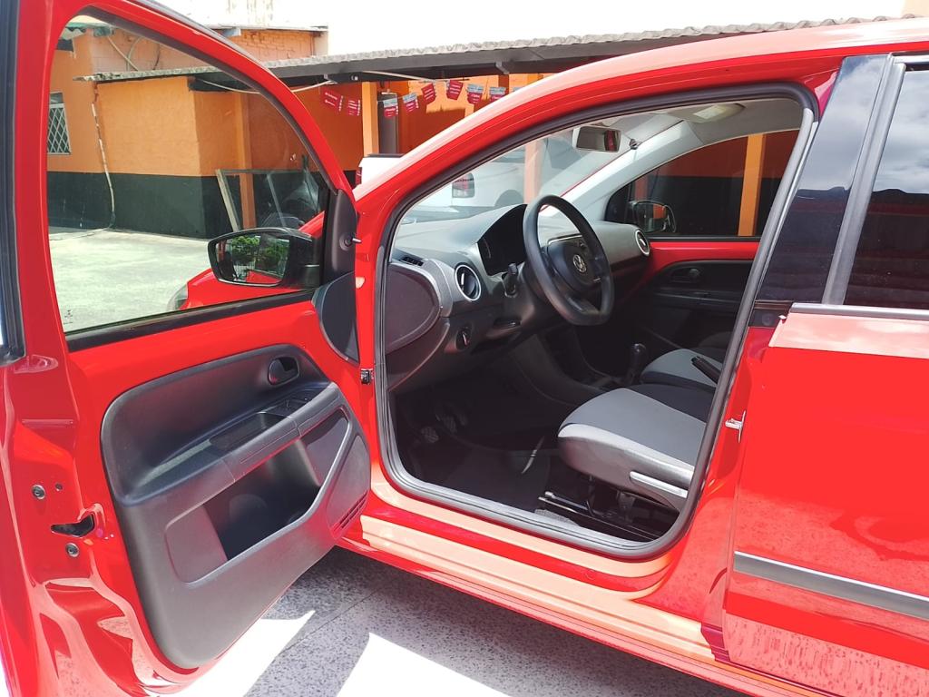 VOLKSWAGEN UP - Foto