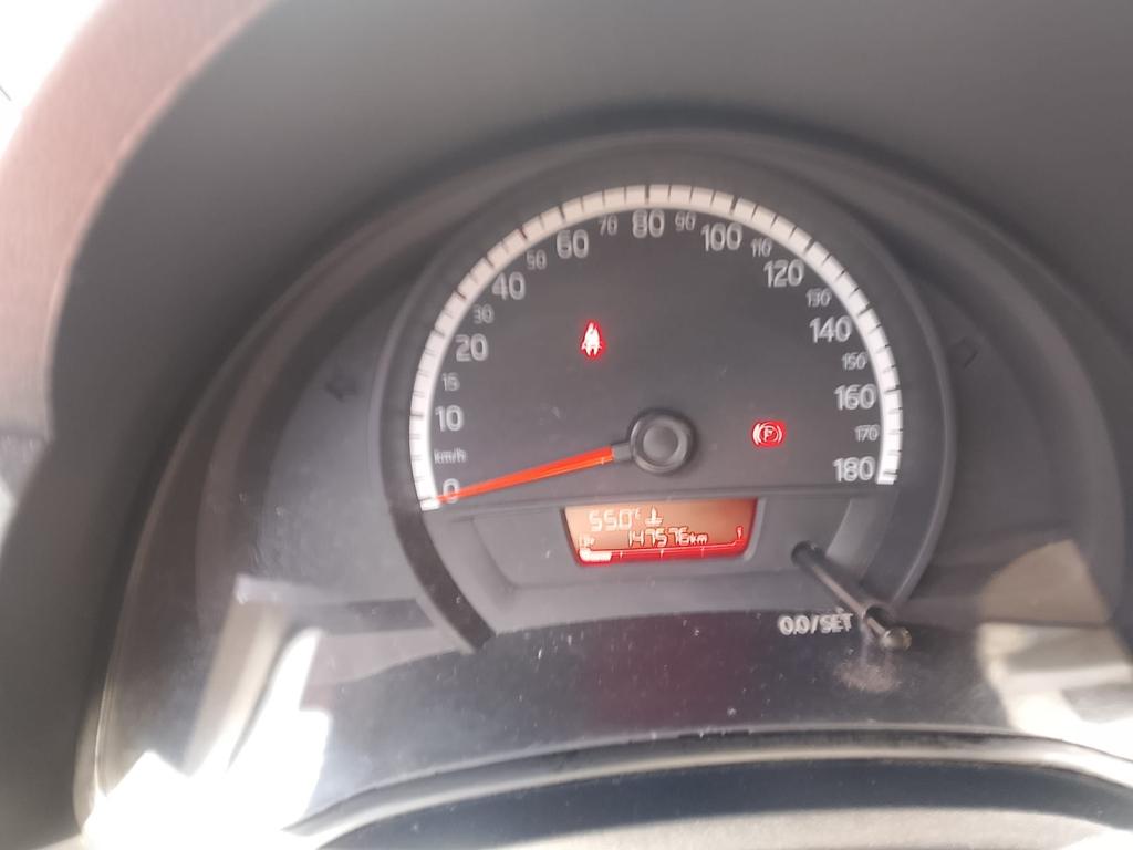 VOLKSWAGEN UP - Foto