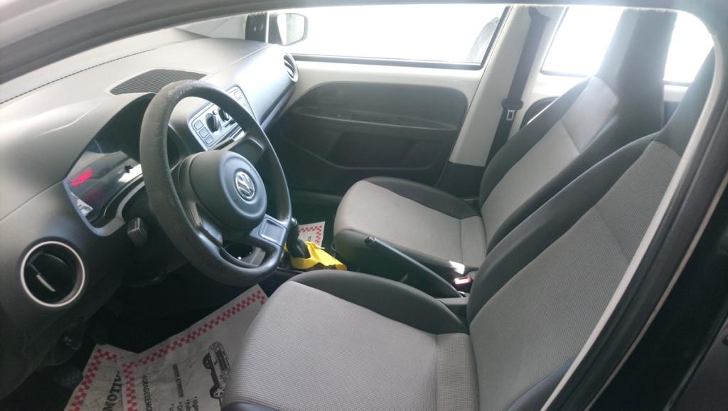 VOLKSWAGEN UP - Foto