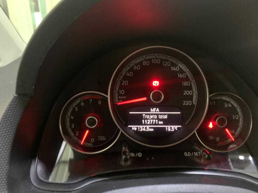 VOLKSWAGEN UP - Foto
