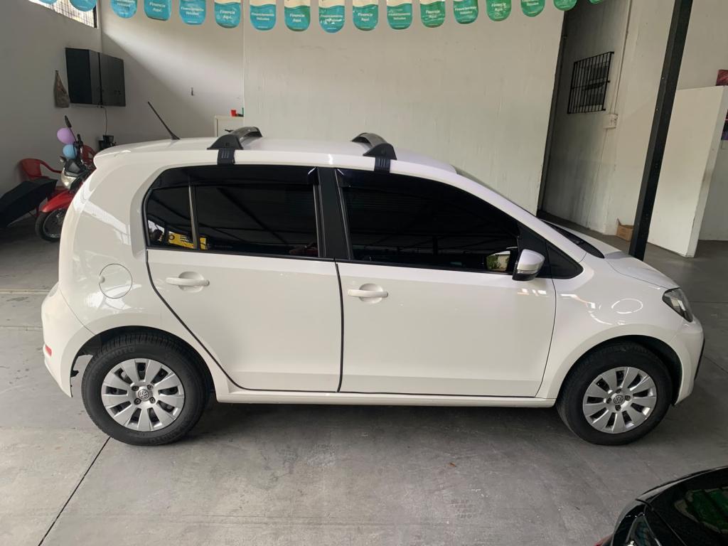 VOLKSWAGEN UP - Foto