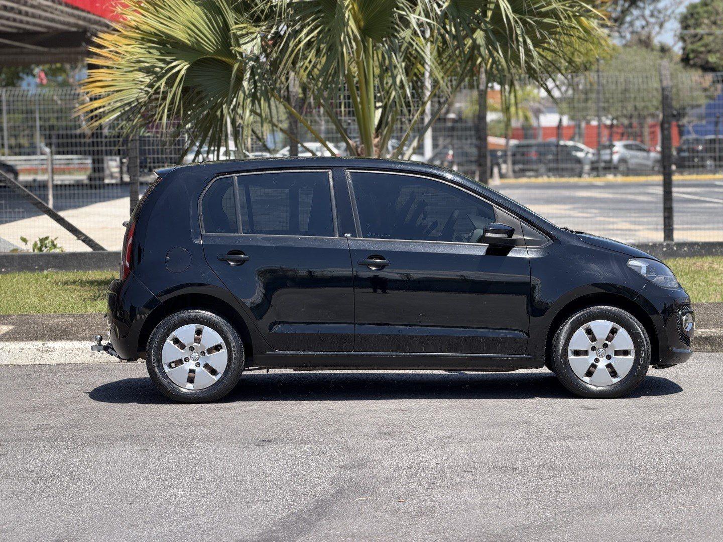 VOLKSWAGEN UP - Foto