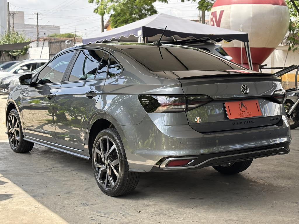 VOLKSWAGEN Virtus - Foto