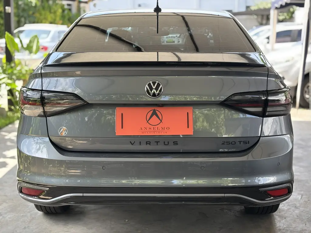 VOLKSWAGEN Virtus - Foto