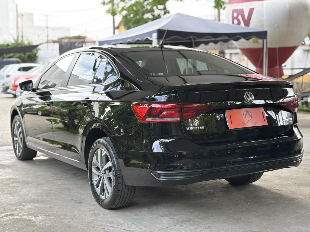 VOLKSWAGEN Virtus - Foto