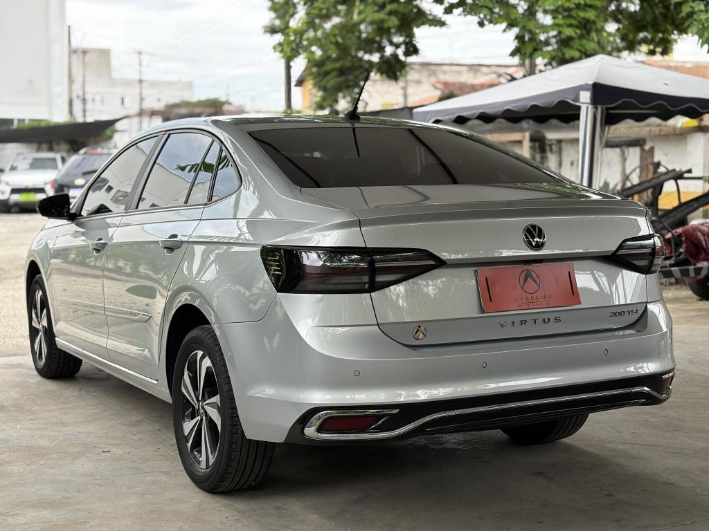 VOLKSWAGEN Virtus - Foto