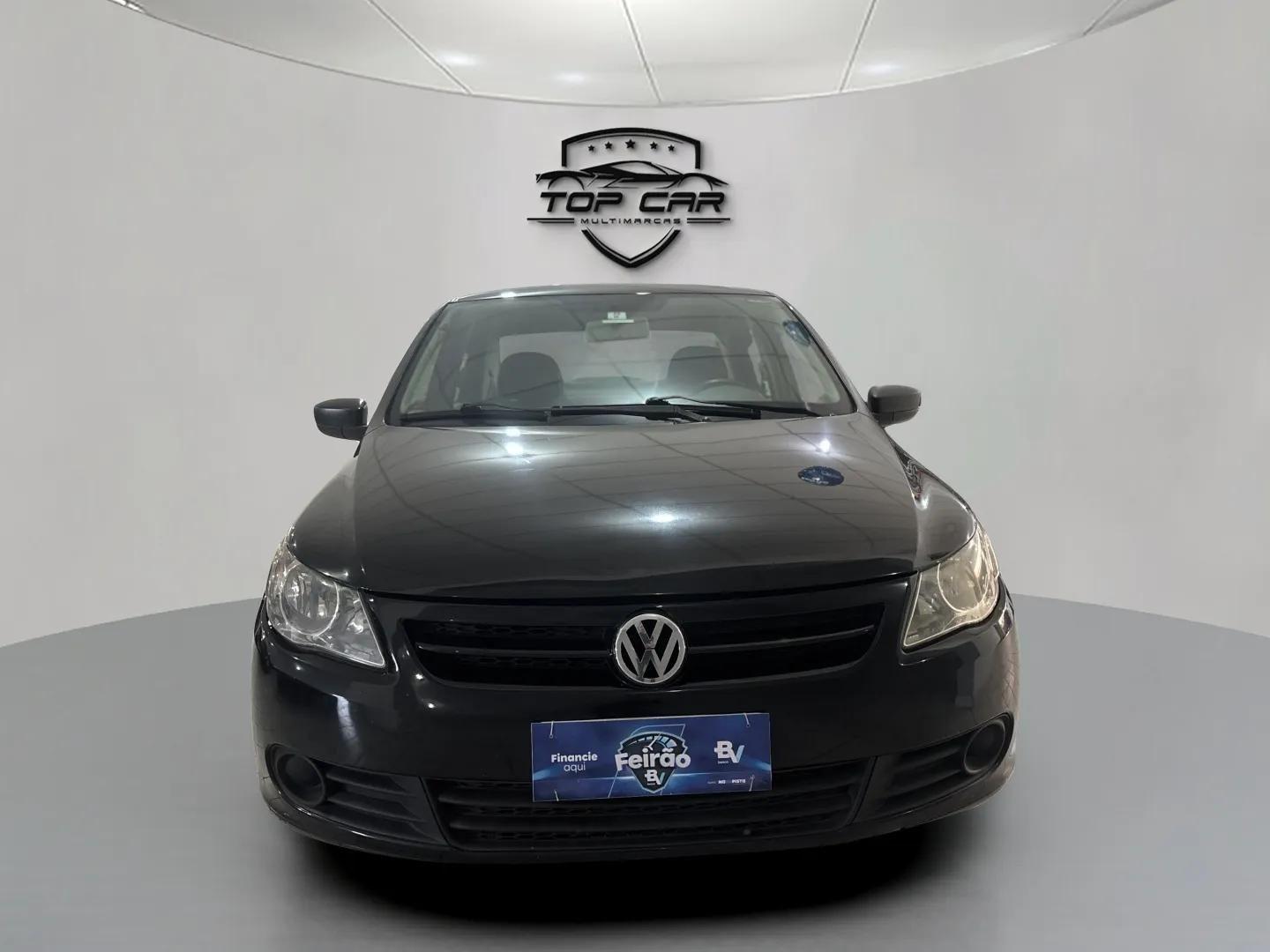 VOLKSWAGEN Voyage - Foto