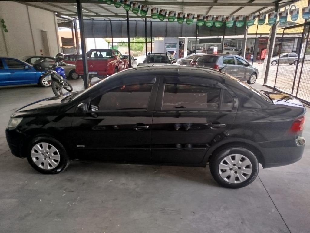 VOLKSWAGEN Voyage - Foto