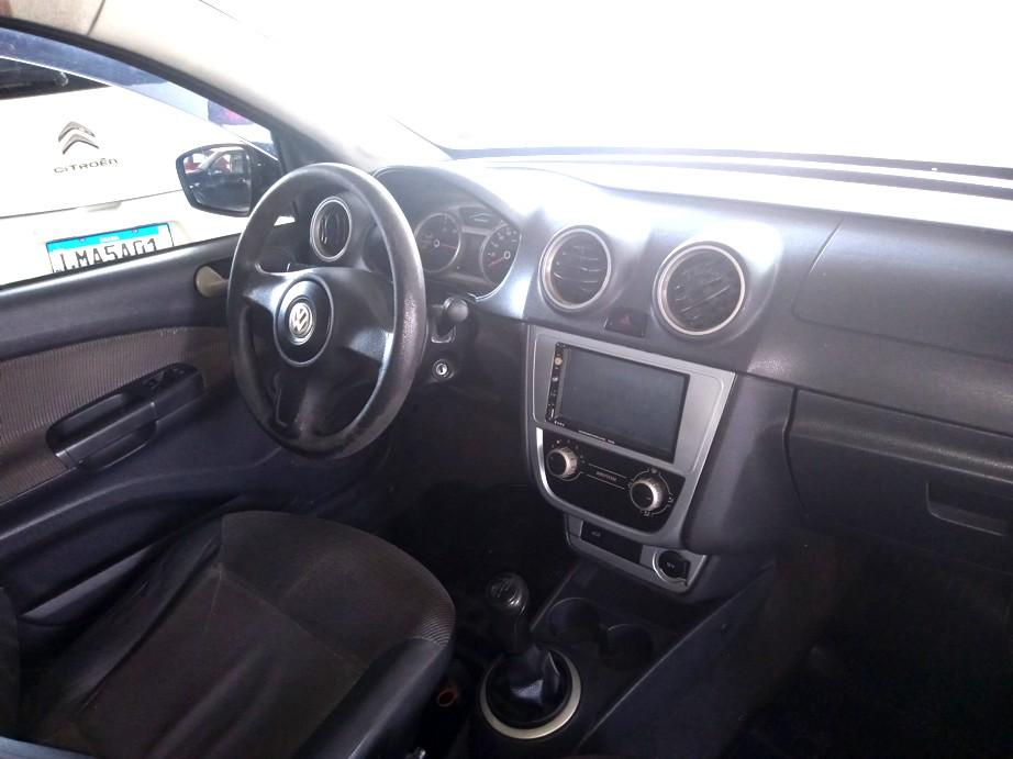 VOLKSWAGEN Voyage - Foto