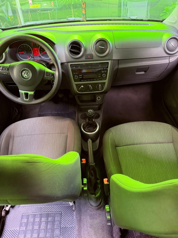 VOLKSWAGEN Voyage - Foto