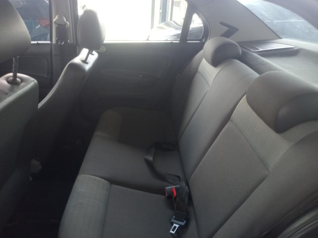 VOLKSWAGEN Voyage - Foto