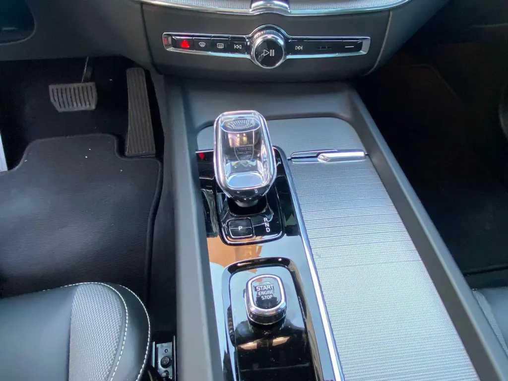 VOLVO XC60 - Foto