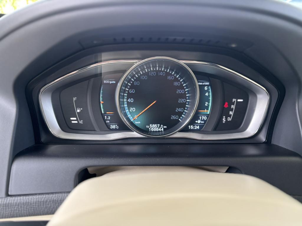 VOLVO XC60 - Foto