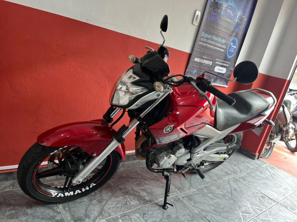 YAMAHA FZ 25 250 Fazer Flex - Foto