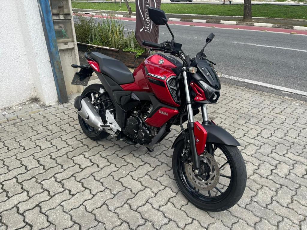 YAMAHA FZ 25 250 Fazer Flex - Foto