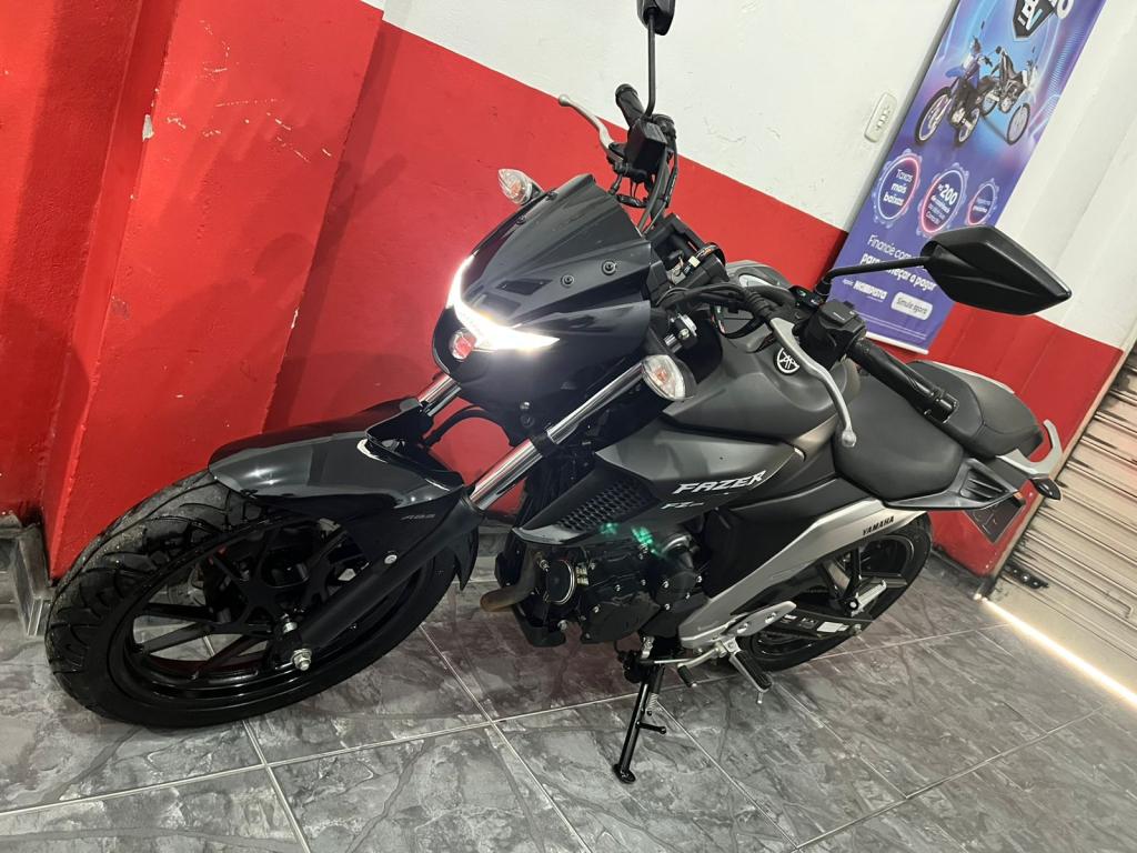 YAMAHA FZ 25 250 Fazer Flex - Foto