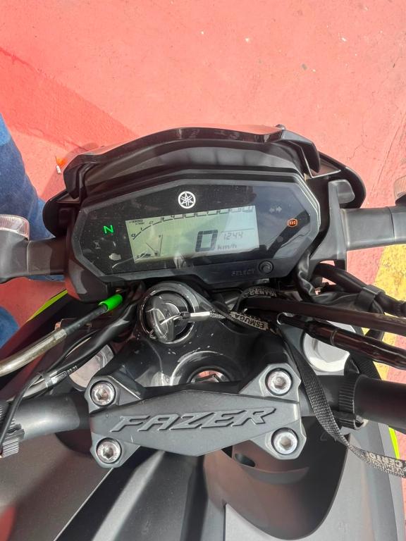 YAMAHA FZ 25 250 Fazer Flex - Foto
