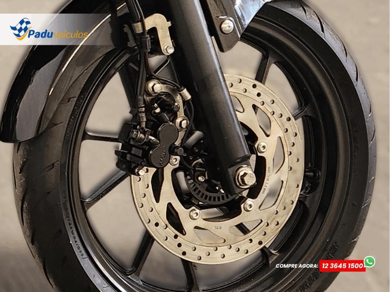 YAMAHA FZ 25 250 Fazer Flex - Foto