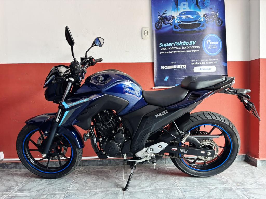 YAMAHA FZ 25 250 Fazer Flex - Foto