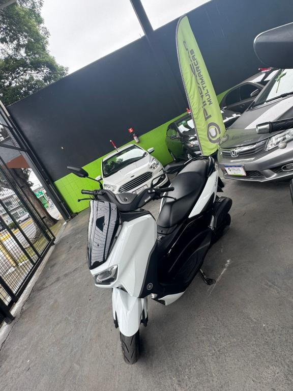 YAMAHA NMax 160 - Foto