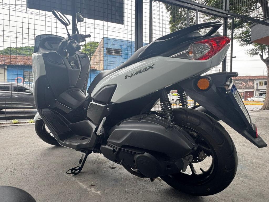 YAMAHA NMax 160 - Foto