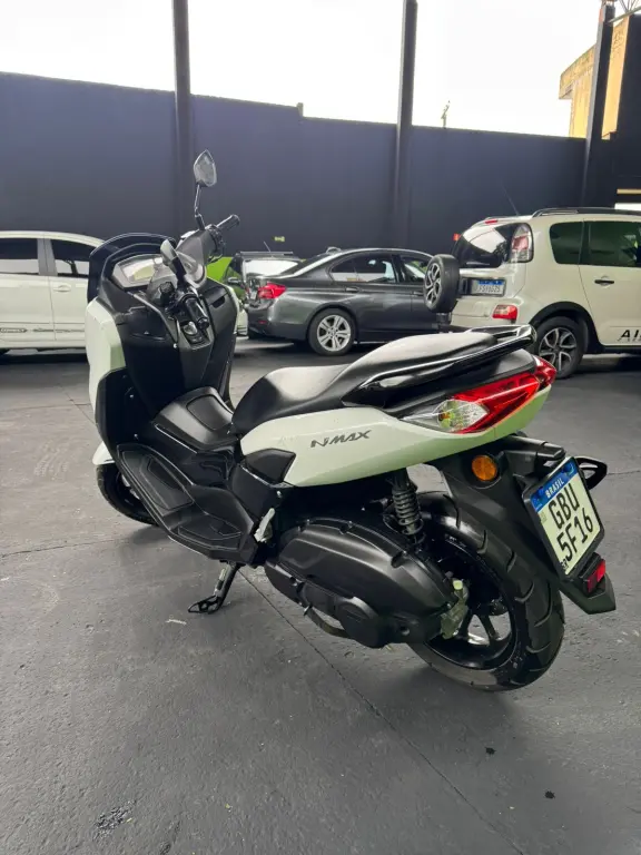 YAMAHA NMax 160 - Foto