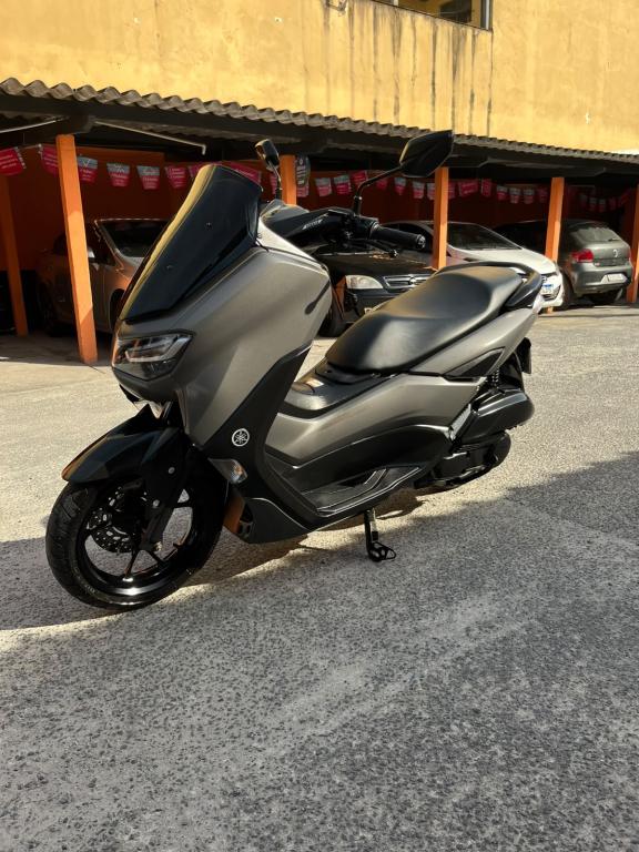 YAMAHA NMax 160 - Foto