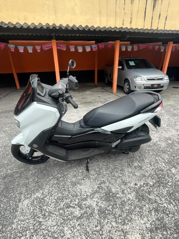 YAMAHA NMax 160 - Foto