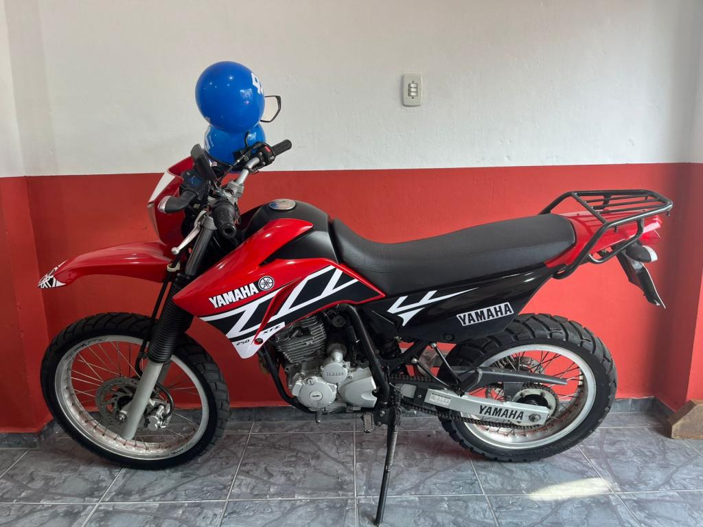 YAMAHA XTZ 250 - Foto