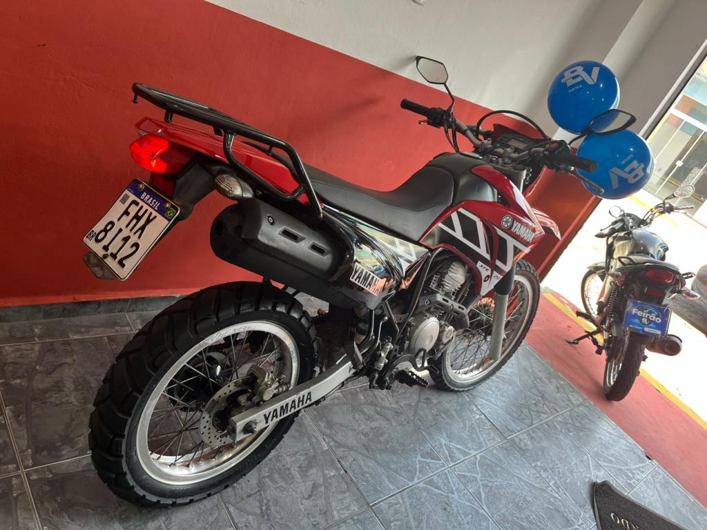 YAMAHA XTZ 250 - Foto