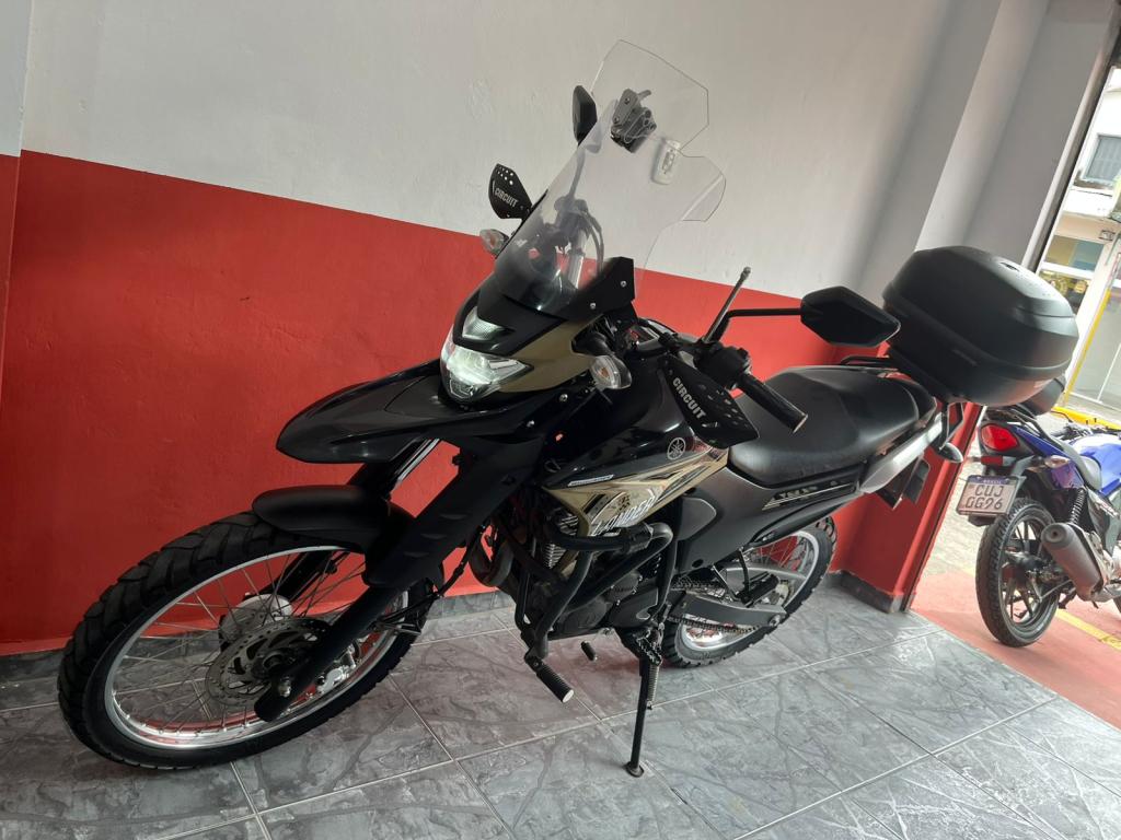 YAMAHA XTZ 250 - Foto