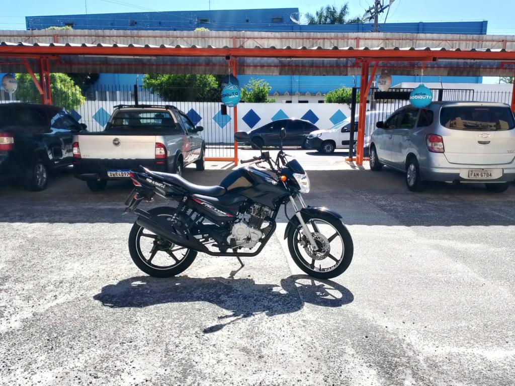 YAMAHA YBR 125 - Foto