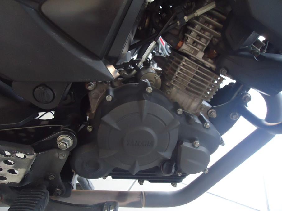 YAMAHA YS Fazer 150 - Foto