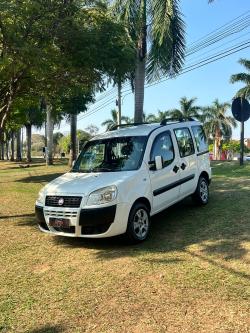 FIAT Doblo 1.4 4P FLEX ATTRACTIVE