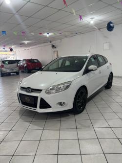 FORD Focus Hatch 2.0 16V 4P FLEX SE PLUS POWERSHIFT AUTOMTICO