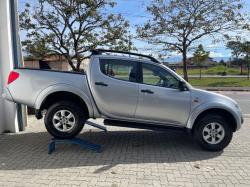 MITSUBISHI L 200 Triton 2.4 16V FLEX HLS CABINE DUPLA