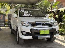 TOYOTA Hilux SW4 3.0 16V 4P SRV 4X4 7 LUGARES TURBO DIESEL AUTOMTICO