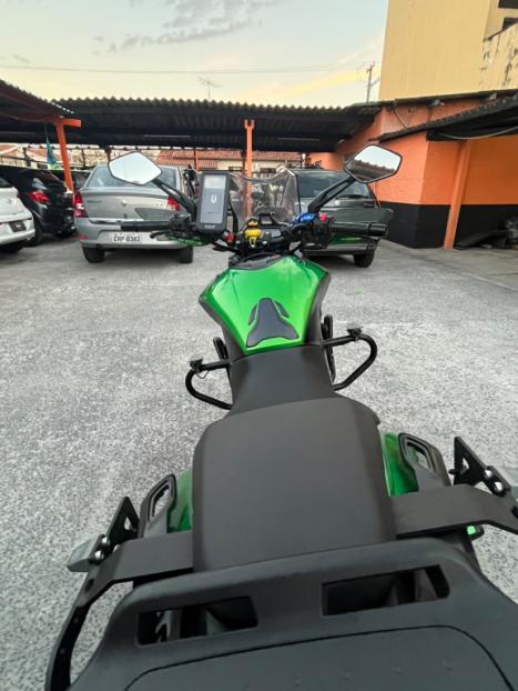 BAJAJ Dominar 400 , Foto 4