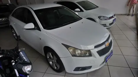 CHEVROLET Cruze Sedan 1.8 16V 4P LT ECOTEC FLEX AUTOM�TICO, Foto 2