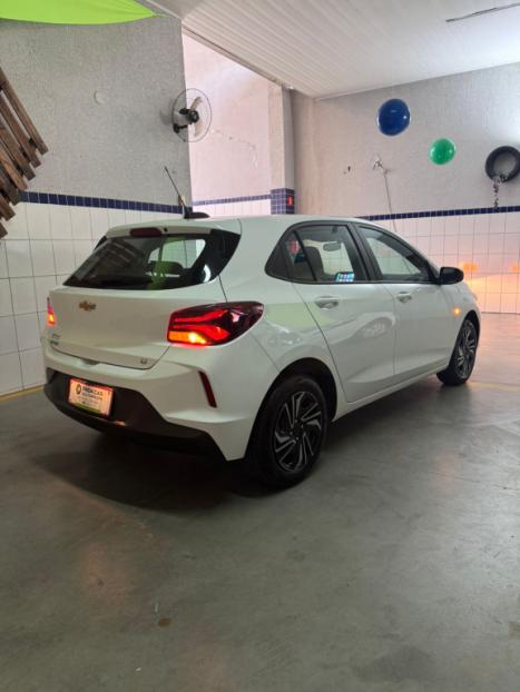 CHEVROLET Onix Hatch 1.0 4P FLEX LT2, Foto 6