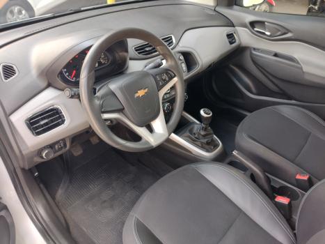 CHEVROLET Onix Hatch 1.4 4P FLEX LT, Foto 5