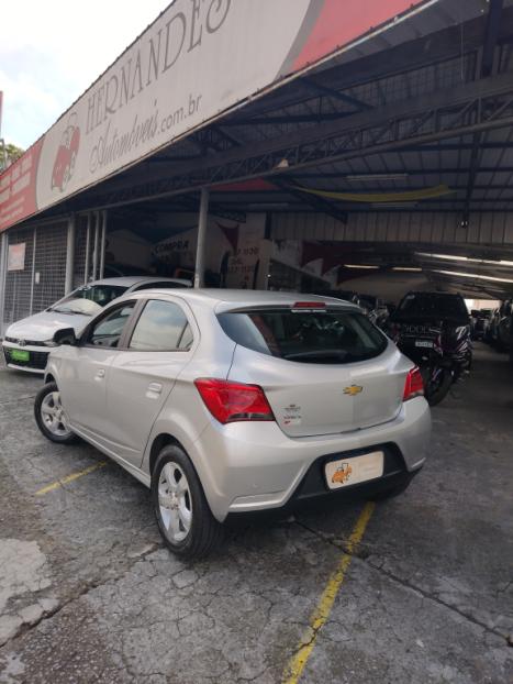 CHEVROLET Onix Hatch 1.4 4P FLEX LT, Foto 3